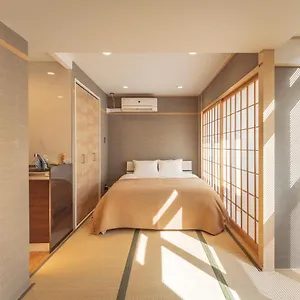 谷町君・星hotel・道頓福居 Appartamento