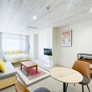  Apartment Merdeacube Nambaminami